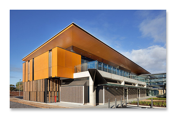 New building - production offices, wardrobe, sound, screening theatre
